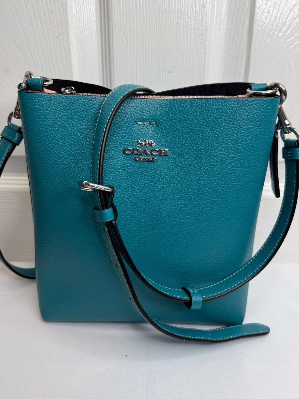 COACH NEW YORK MOLLY 22 BUCKET LEATHER SHOULDER CROSSBODY BAG NWOT TEAL
